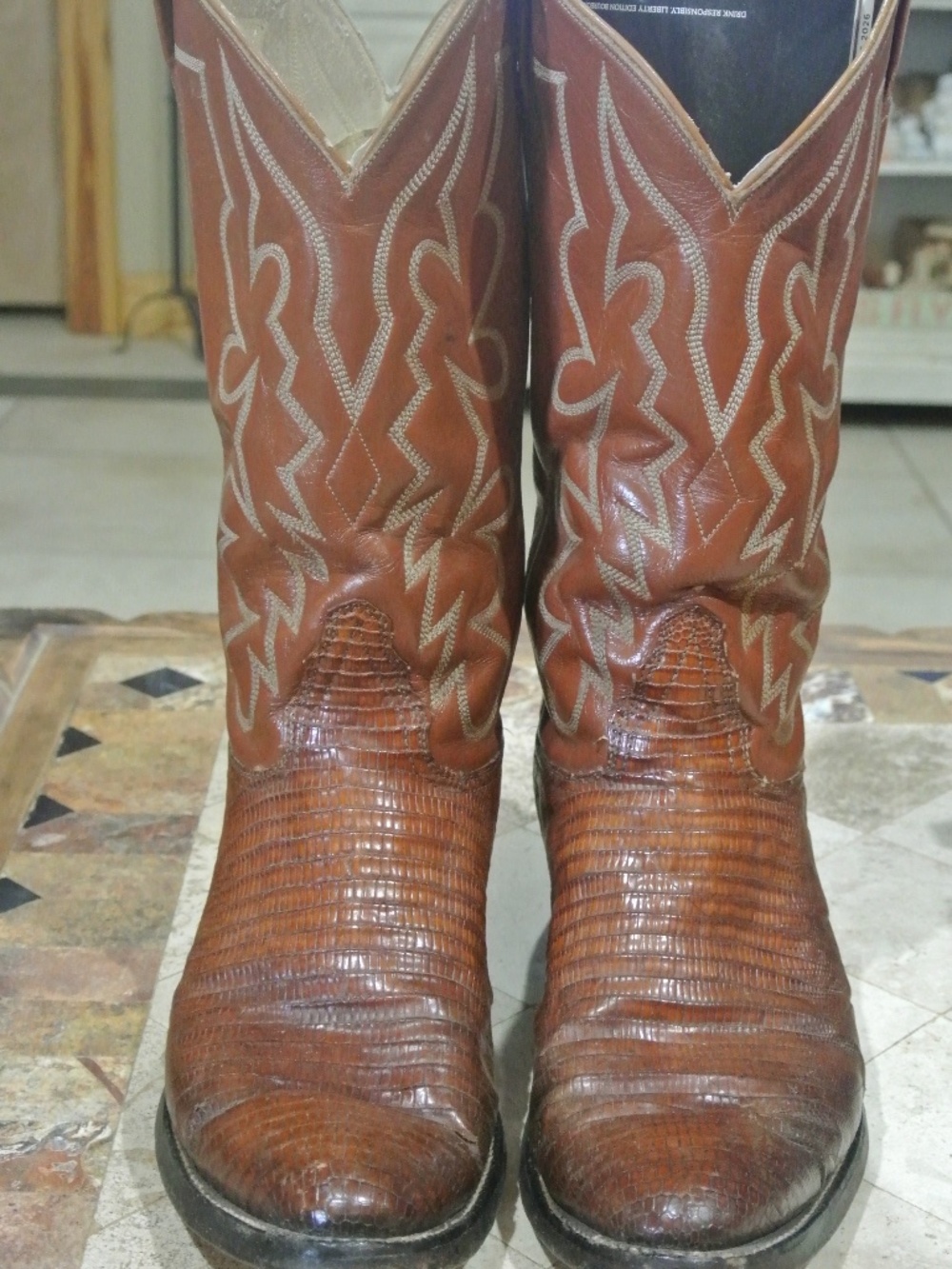 MENS TONY LAMA CROCODILE BROWN BOOTS